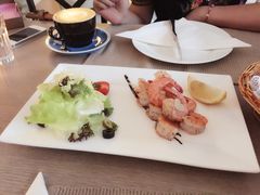 -MOMENT湖景餐厅(解放路店)
