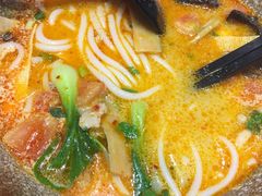 -蒙自源过桥米线(红谷滩万达店)