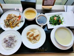 -英芬国际月子中心(岛屿度假月子·洲至奢选香岚店)