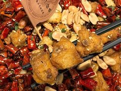 -渔语鱼新川菜Bistro(万象天地店)
