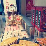 赞记这家店的东西比其他地方贵一些，嗯