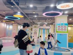 -万达宝贝王(上海浦江店)