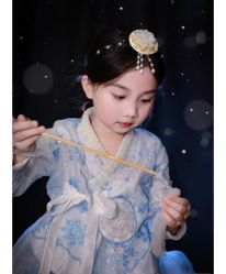 -虞美人汉服摄影