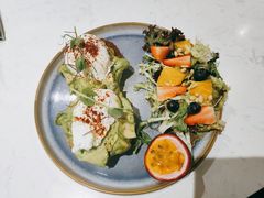 罗勒酱杂菌班尼迪蛋-BE BRIGHT KITCHEN(正佳广场店)