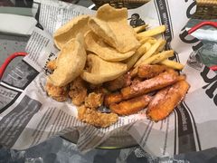 小吃拼盘-萨卡屋亲子乐园·餐厅(龙山万物工场店)