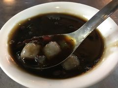 -六合夜市