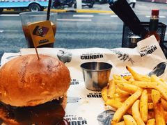 -Grinder 绞肉机汉堡(武定路店)