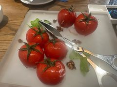 番茄脆菇沙拉-小大董·烤鸭(王府井apm店)