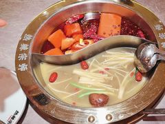 -热辣宗师·串串火锅(万达金街店)