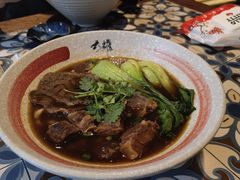 大雄牛肉面-静香HOUSE·全时段融合餐厅(七星欢乐颂店)
