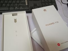 -华为授权体验店(中山公园来福士)