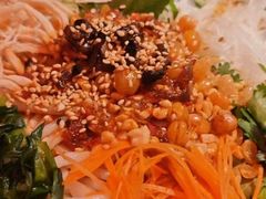 -芸山季·云南山珍菌火锅(人民广场来福士店)