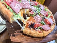 -Dragon Pizza•圆脸龙披萨·牛排餐厅