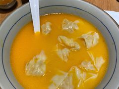 金汤黄鱼馄饨-蟹黄鱼·深夜面馆(巨鹿路店)