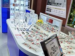 -诺柯视眼镜-蔡司依视路官方工厂店(白银路店)