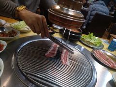 -牛信亭韩国料理·炭火烤肉(紫藤路店)