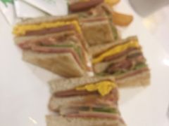 公司三文治伴薯条-翠华餐厅(宝安壹方城店)