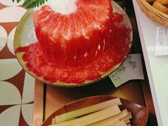 -洪氏嗨捞·广东猪肚鸡·椰子鸡火锅(西咸万象城店)