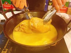 -鲜入围煮花胶鸡海鲜火锅