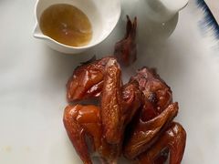 金牌烤乳鸽-夜宴江景餐厅