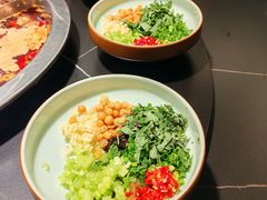 -味当家鱼头火锅.•甲鱼料理(金沙店)