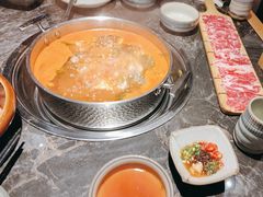 -野山舂·贵州现舂酸汤牛肉(东山店)
