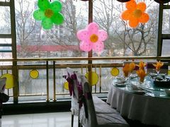 -艳阳天酒店(五里新村店)