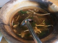 -J Daeng Seafood