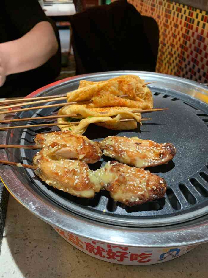 天台上见烧烤大排档(南山大道店)-"这家店的门面其实不是很好找,属于