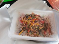 -川流不息·地道川菜·小龙虾(松东路店)