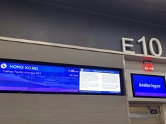 -爱德华·劳伦斯·洛根将军国际机场