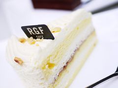 -RGF(巨鹿路店)