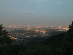 -鬼笑石后山停车场