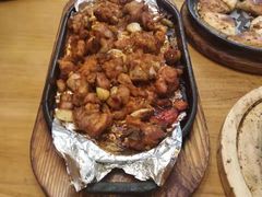 -老东镇啤酒屋海鲜加工·蒸汽海鲜·海鲜烧烤(台东店)