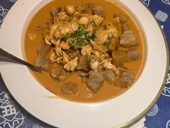 -旺角小渔村·海肠捞饭开创者(环山路店)