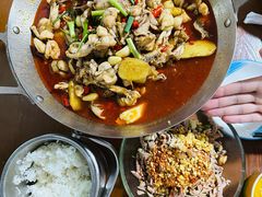 -昱龙大盆牛蛙馆(三兴街总店)