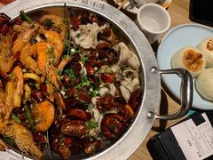 脆鱼香辣虾-小鱼小牛·鱼牛干锅·脆鱼火锅(世欧广场店)