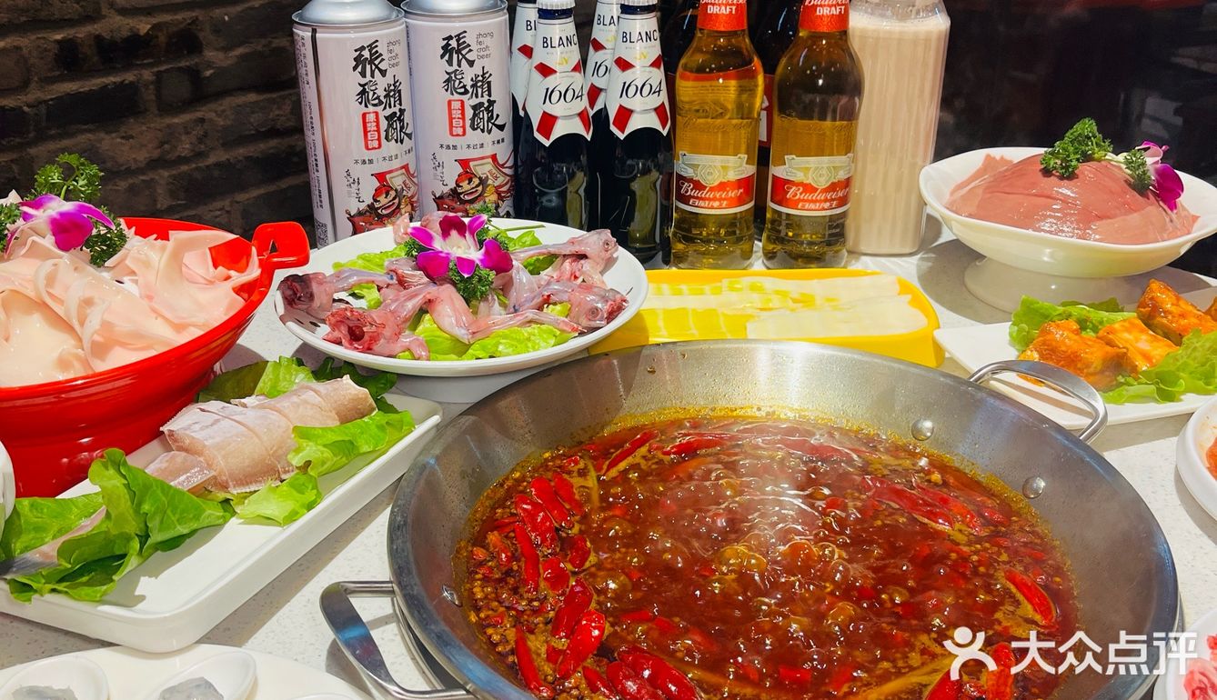 开十几年的口碑火锅店，吃过的全都在夸~ 
