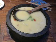 -雀舞云南菜(乐客城店)