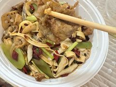 -哇哇叫炭火牛蛙烤鱼香辣蟹(第4档口乐尚美食城店)