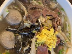 -潮镇老尾牛杂(环城西路店)