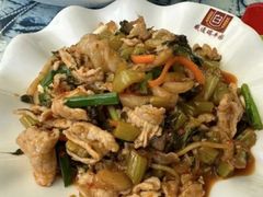 -瑞丰园庭院餐厅·白族传统家常菜
