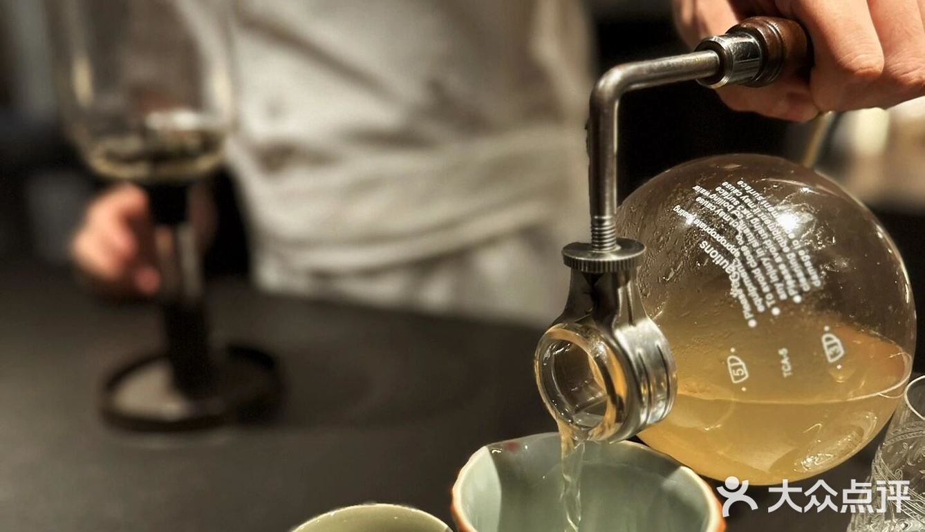 跃 Yue新穎粵菜分子料理：广州的味蕾魔法✨