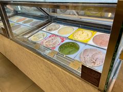 -哈根达斯(芳圆里店)