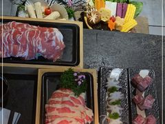 -湊湊火锅·茶憩(新中关购物中心店)