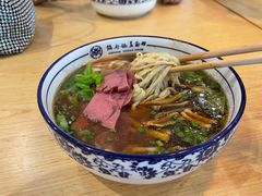 -镇南锅盖面馆(解放路店)