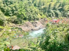 -安吉龙王山峡谷漂流