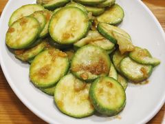 咸蛋黄炒小瓜-甜甜屋(解放中路店)