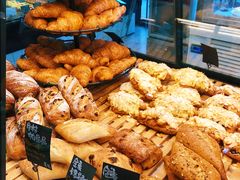 -Dough&Joe团憩(瑞虹天地月亮湾店)