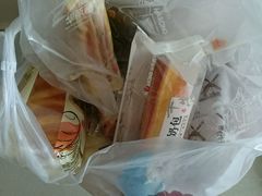 -华荣西饼屋(金禧店)